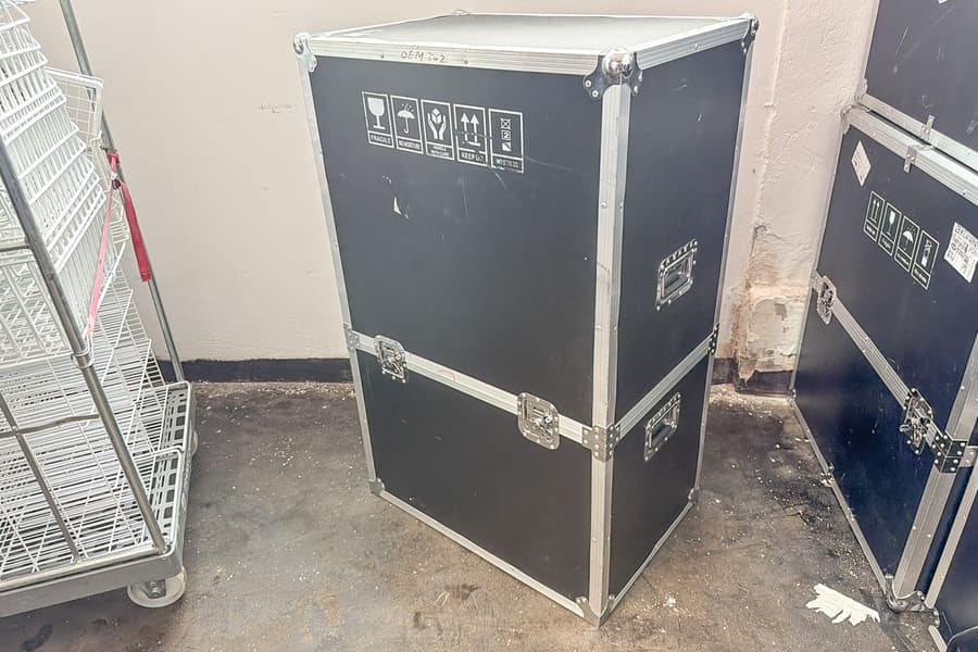 Flightcase, leer